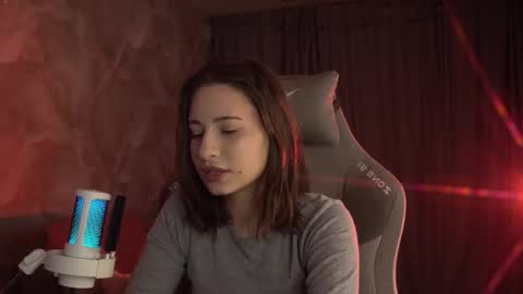 Amelia online show from 02/21/26, 02:12