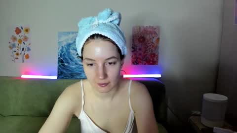 Lumi online show from 01/17/26, 02:11