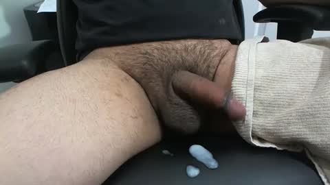 Snapshot of lun_cum chatting on 03/12/25, 02:09 lun_cum online show from 03/12/25, 02:09