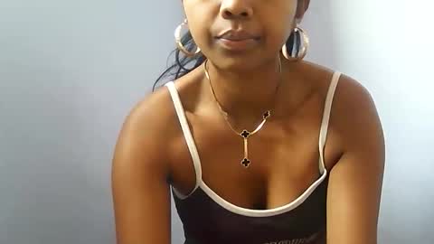 Luna online show from 05/22/26, 07:15