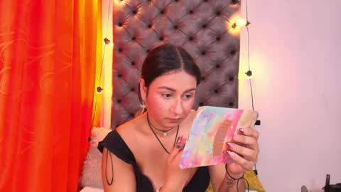 Luna  online show from 01/07/26, 09:06