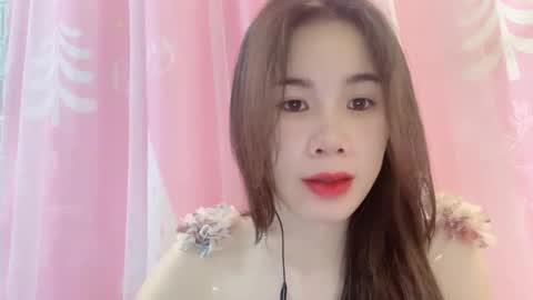 Luna online show from 04/10/26, 12:32