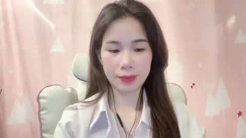 Luna online show from 05/02/26, 04:28