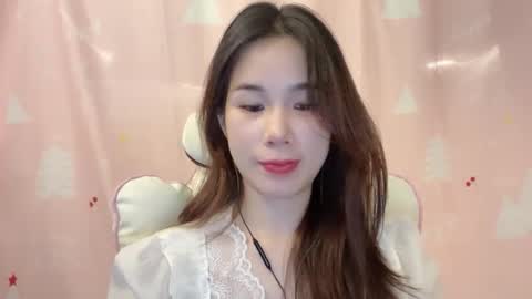 Luna online show from 05/18/26, 03:18