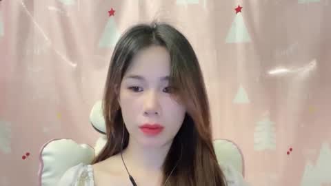 Luna online show from 05/25/26, 05:46