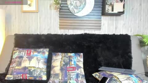 Luna online show from 04/29/26, 12:20