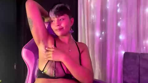 Snapshot of luna__cute chatting on 02/05/25, 06:04 Luna online show from 02/05/25, 06:04