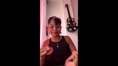 Snapshot of luna__cute chatting on 02/16/25, 07:05 Luna online show from 02/16/25, 07:05