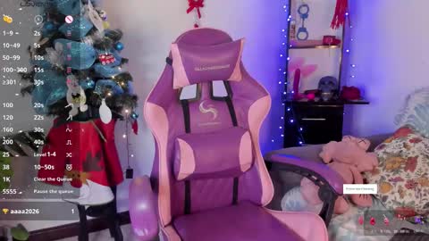 Snapshot of luna__cute chatting on 11/25/25, 06:30 Luna online show from 11/25/25, 06:30