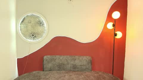 luna__velvet online show from 02/18/26, 01:29