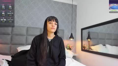 Luna online show from 12/03/25, 10:57