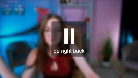 luna_berryy online show from 01/14/25, 11:27