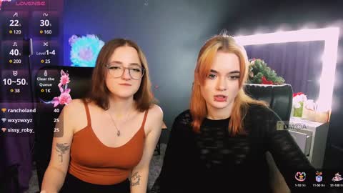 luna_berryy online show from 01/23/25, 11:15