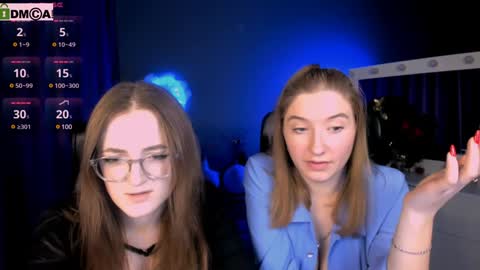 luna_berryy online show from 02/04/25, 08:49