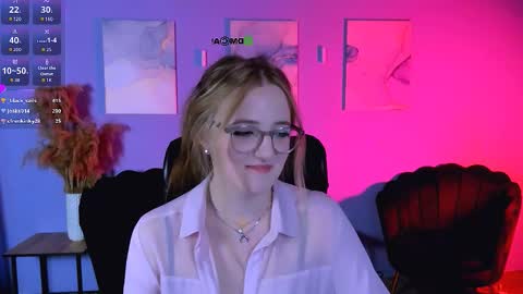 luna_berryy online show from 03/08/26, 02:15