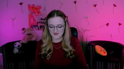 luna_berryy online show from 06/02/26, 06:54