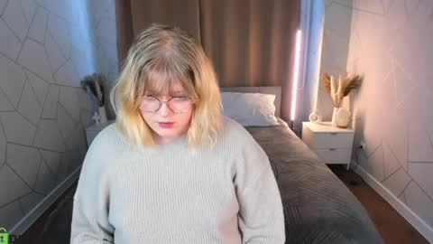 luna online show from 04/02/26, 01:14