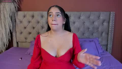 luna_cute14 online show from 02/27/26, 08:20