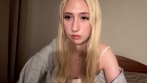 Alise online show from 08/03/26, 06:11
