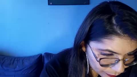 Snapshot of luna_dumont chatting on 02/24/25, 02:48 luna online show from 02/24/25, 02:48