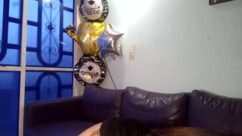 Snapshot of luna_dumont chatting on 02/25/25, 11:08 luna online show from 02/25/25, 11:08