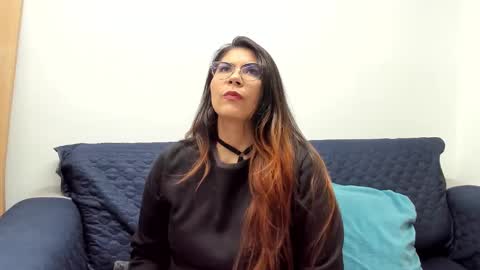 Snapshot of luna_dumont chatting on 03/01/25, 11:17 luna online show from 03/01/25, 11:17