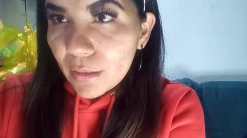 Snapshot of luna_dumont chatting on 09/26/25, 07:45 luna online show from 09/26/25, 07:45