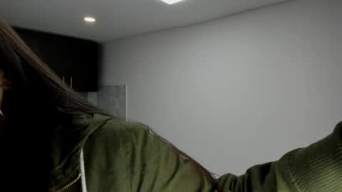 Snapshot of luna_dumont chatting on 11/11/25, 11:10 luna online show from 11/11/25, 11:10