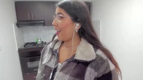 luna  online show from 02/24/26, 11:08