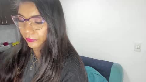 luna  online show from 03/19/26, 11:14