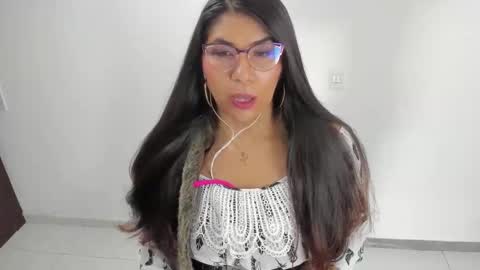 luna  online show from 03/25/26, 11:16