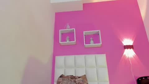 Luna online show from 02/08/26, 11:46