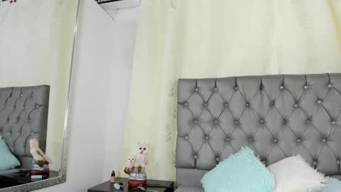 Luna Eva online show from 01/30/25, 05:39