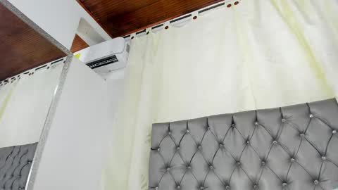 Luna Eva online show from 02/10/25, 05:41