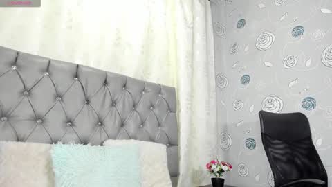 Luna Eva online show from 03/25/26, 02:56