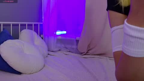 Snapshot of luna_helga chatting on 07/04/26, 07:58 Luna online show from 07/04/26, 07:58