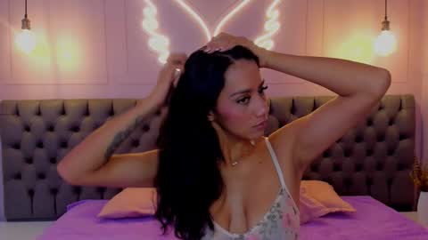 luna_hot_ass online show from 03/12/26, 08:26