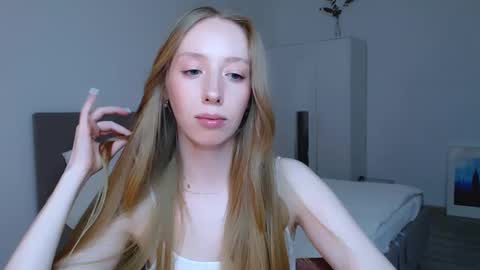 Snapshot of luna_insanity chatting on 12/29/24, 11:08 Luna online show from 12/29/24, 11:08