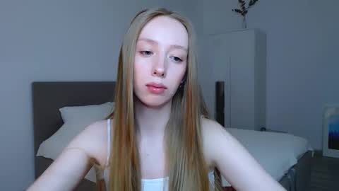 Snapshot of luna_insanity chatting on 03/03/25, 10:42 Luna online show from 03/03/25, 10:42