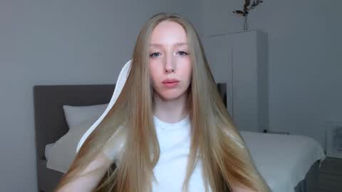 Snapshot of luna_insanity chatting on 11/02/25, 07:16 Luna online show from 11/02/25, 07:16