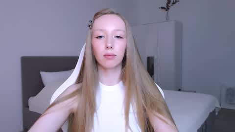 Snapshot of luna_insanity chatting on 11/10/25, 07:46 Luna online show from 11/10/25, 07:46