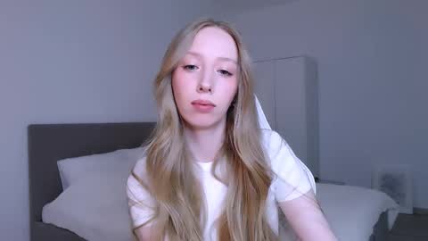 Snapshot of luna_insanity chatting on 02/26/26, 09:03 Luna online show from 02/26/26, 09:03