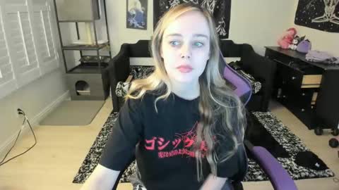 Luna online show from 02/24/26, 02:26