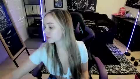 Luna online show from 07/09/26, 08:46