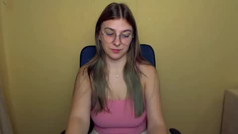 Luna online show from 09/24/25, 01:25