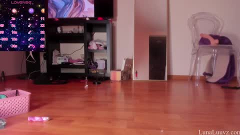 Luna Luuvz online show from 09/22/25, 06:15