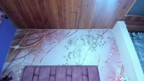 LUNA online show from 09/24/25, 11:52