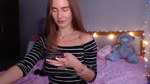 Luna online show from 12/06/24, 12:49