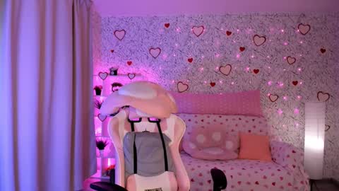 Lina  online show from 02/14/25, 06:45