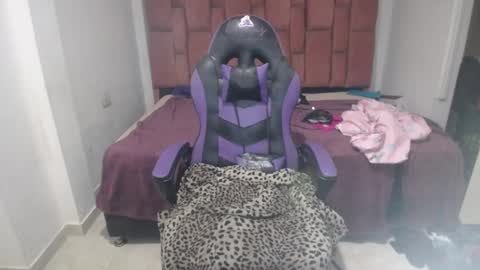 Snapshot of luna_rosita chatting on 12/05/24, 07:05 Luna online show from 12/05/24, 07:05